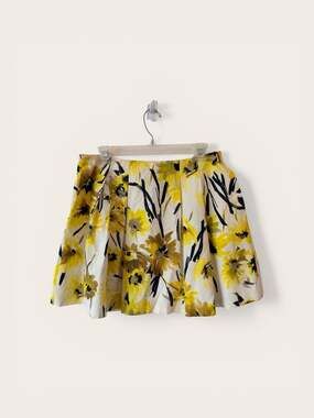 Alice + Olivia Connor Yellow Floral Pleated Mini Skirt Size 12